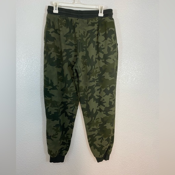 👁️ 3 for $20 Camo Joggers L - Picture 2 of 3